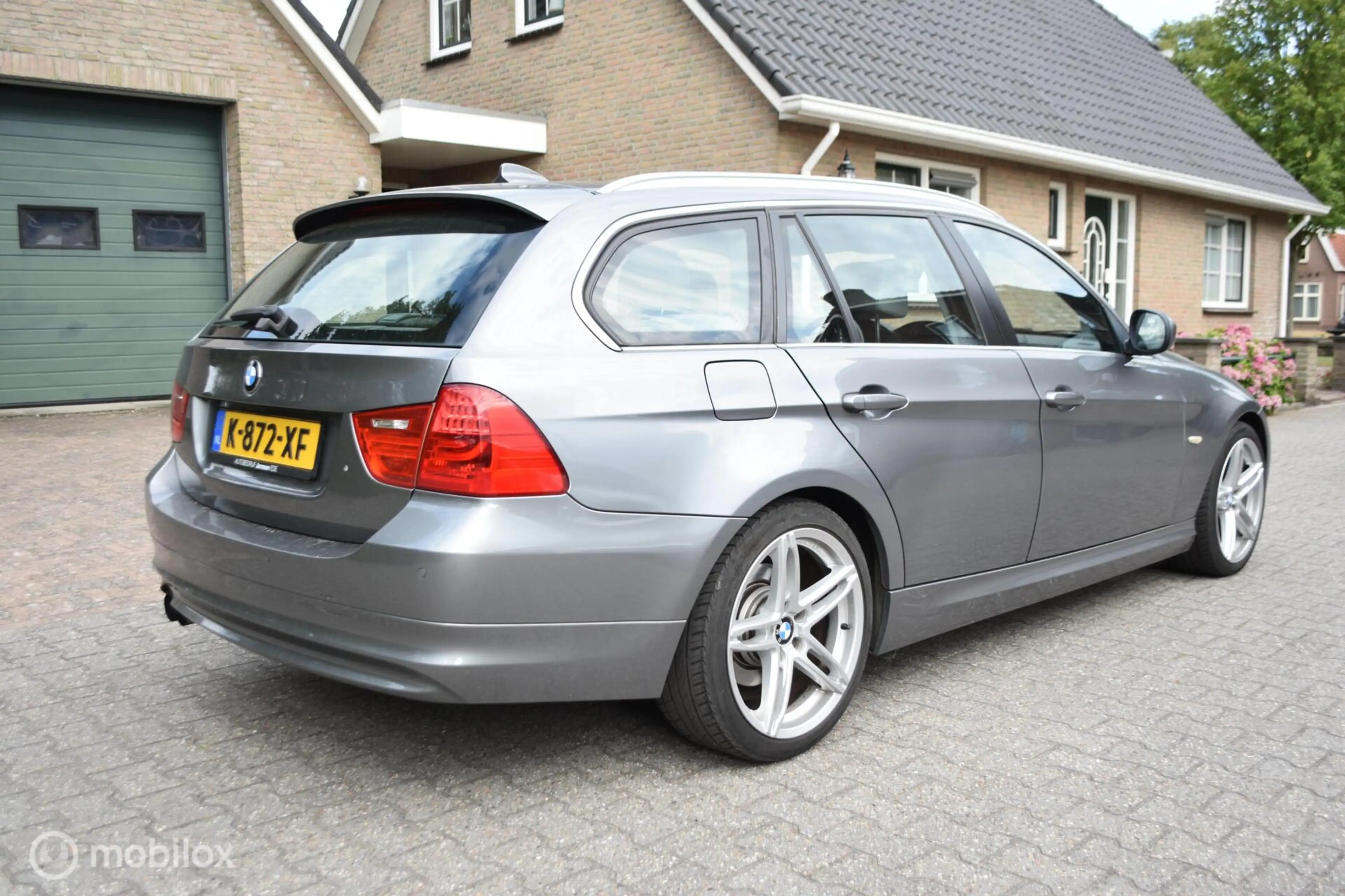 BMW 325 3-serie Touring 325i Carbon Sport Edition — photo 3