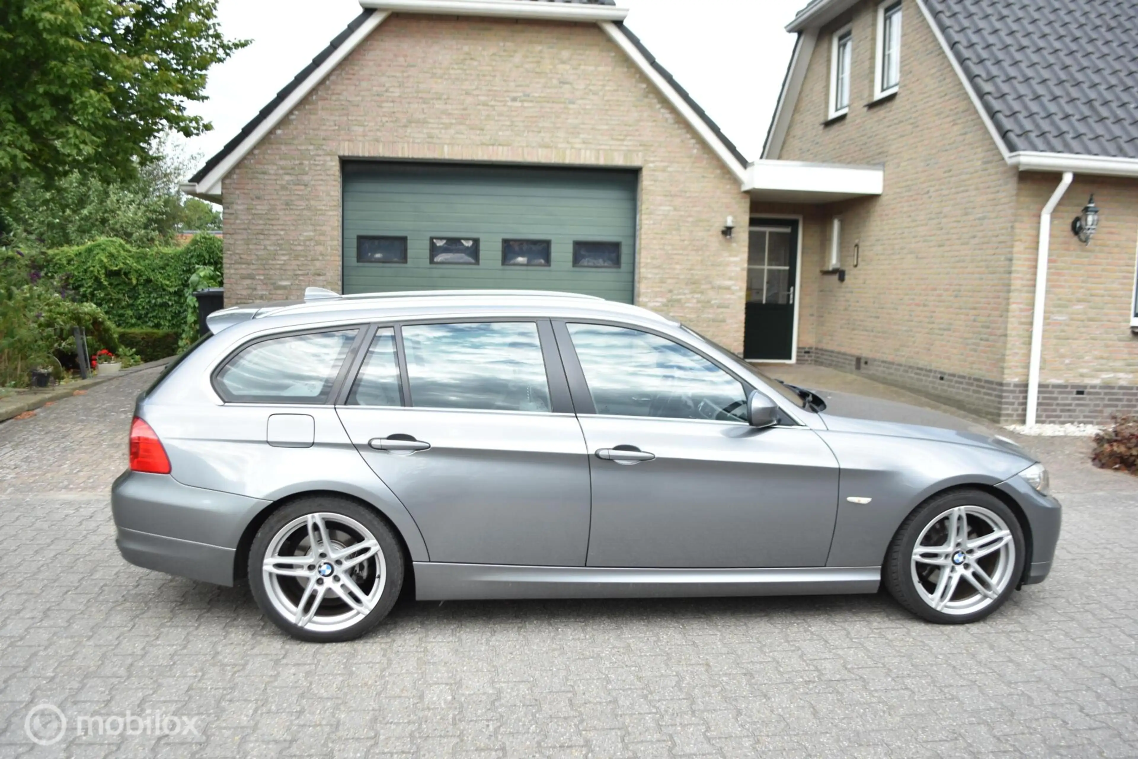 BMW 325 3-serie Touring 325i Carbon Sport Edition — photo 5