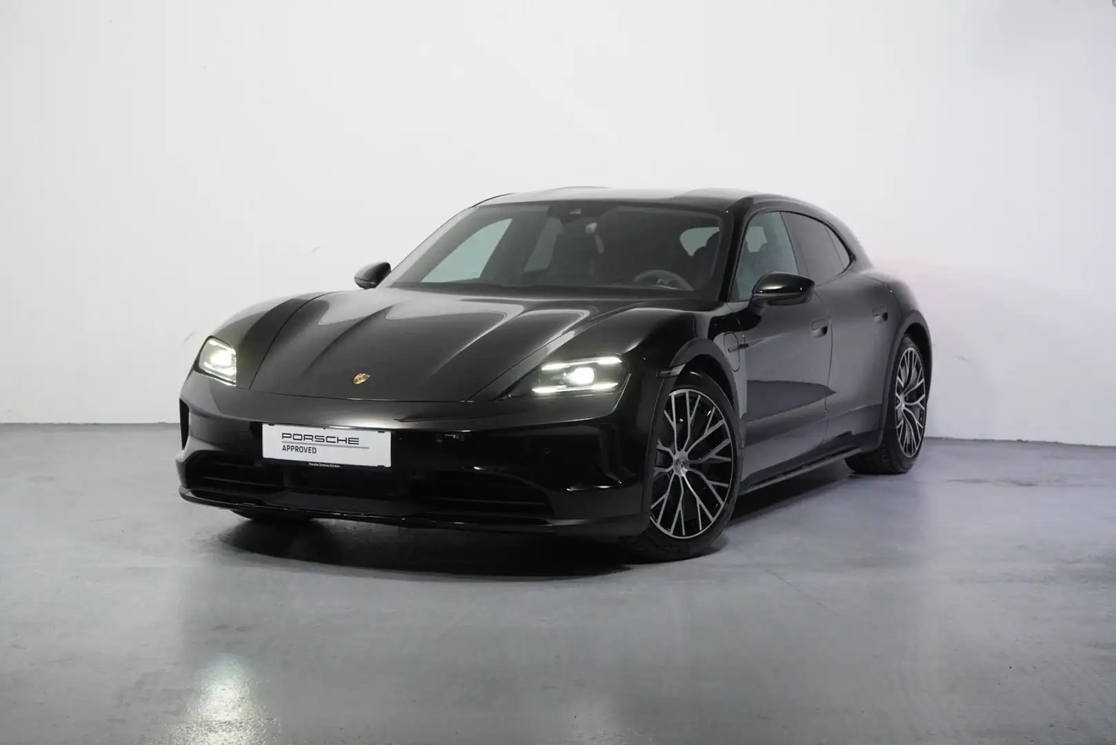 Porsche Taycan 4 Cross Turismo Schwarz - 1
