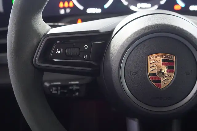 Porsche Taycan 4 Cross Turismo Ansicht 14