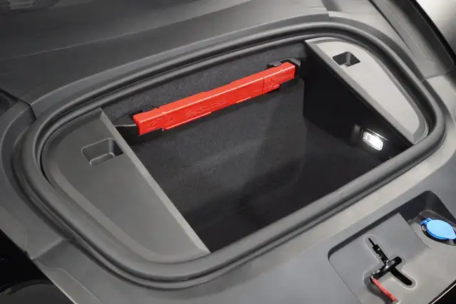 Porsche Taycan 4 Cross Turismo Ansicht 24