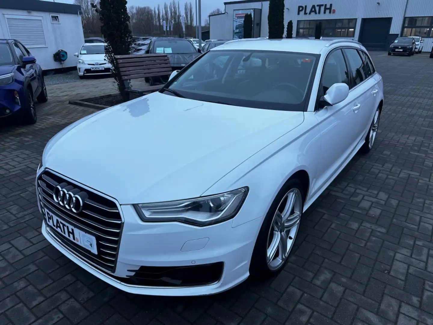 Audi A6 Avant 3.0 TDI clean diesel quattro Wit - 2
