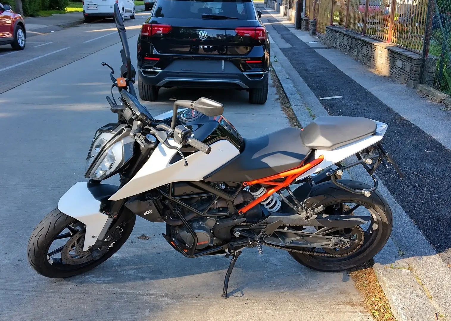 KTM 125 Duke Alb - 1