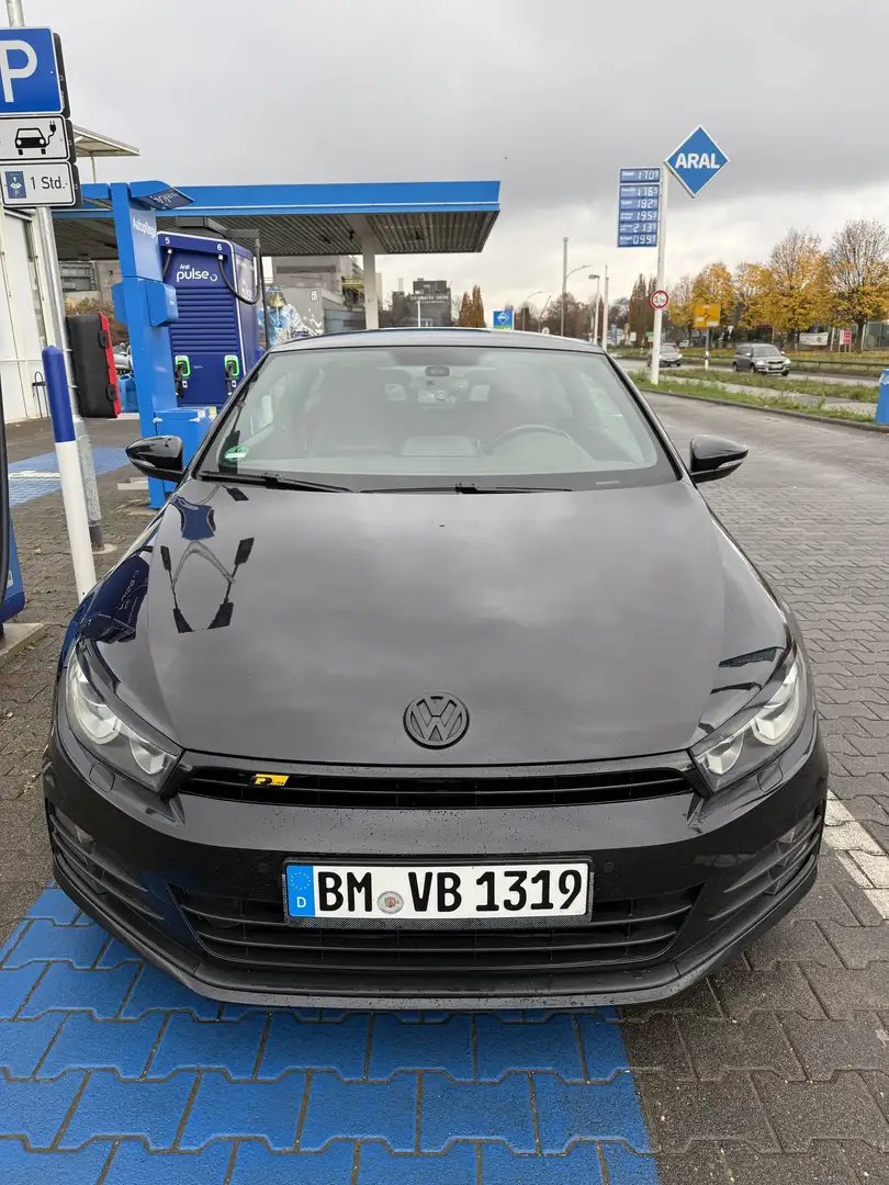 Volkswagen Scirocco 2.0 TSI (BlueMotion Technology) DSG - 1
