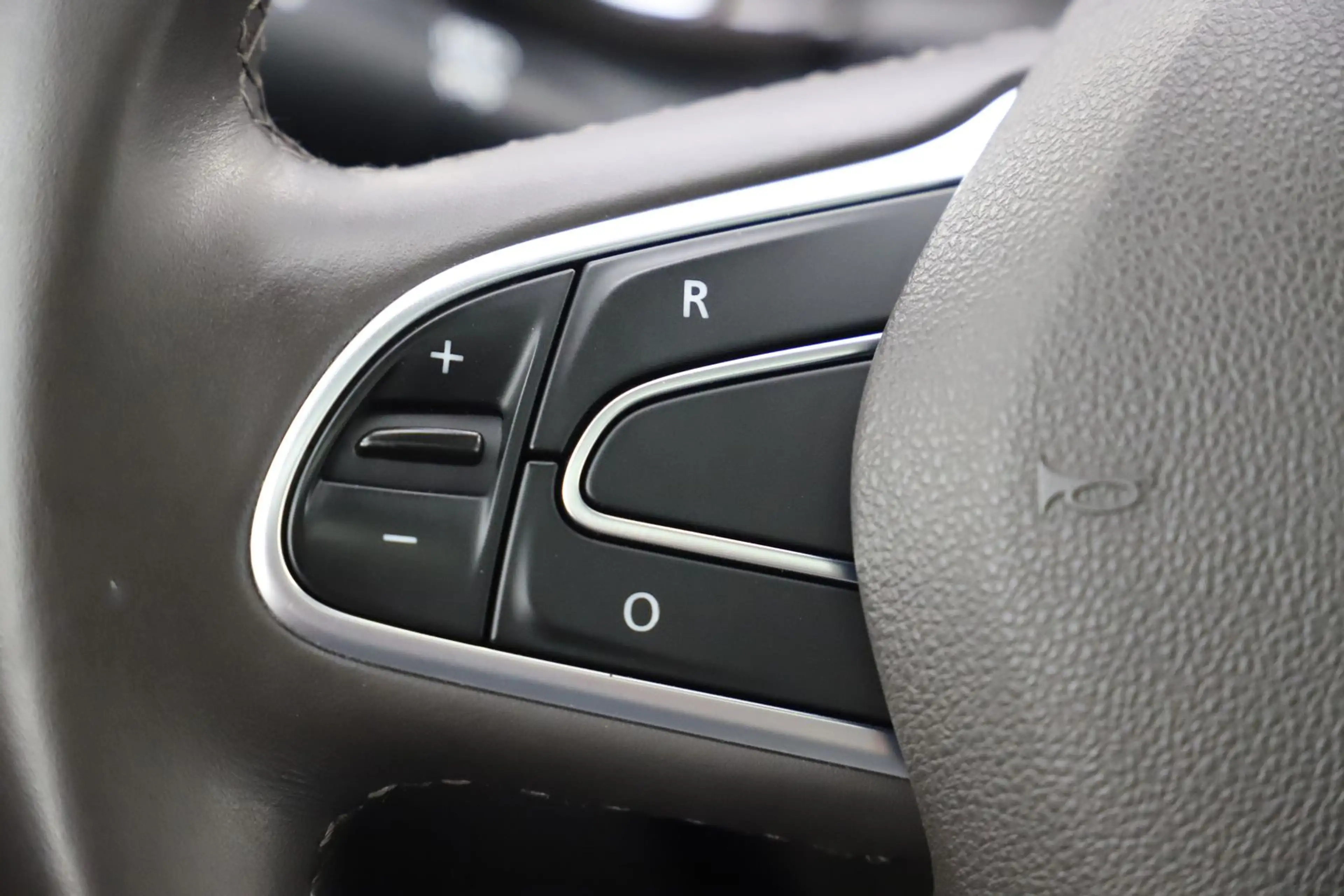 Renault Espace 5 1.6dCi 160PS Intens Pano Navi 4xSHZ — photo 23