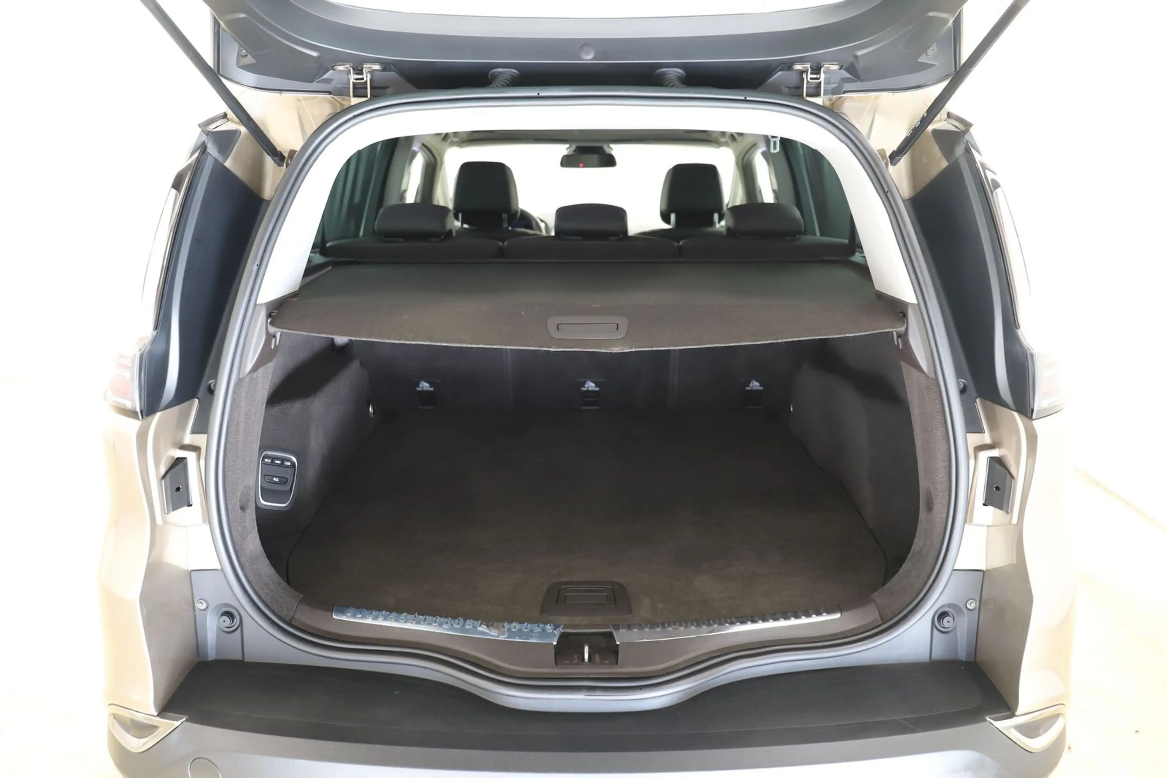 Renault Espace 5 1.6dCi 160PS Intens Pano Navi 4xSHZ — photo 41