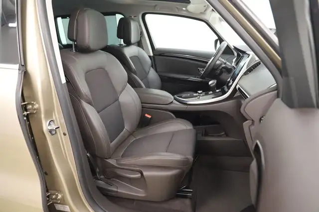 Renault Espace view 10