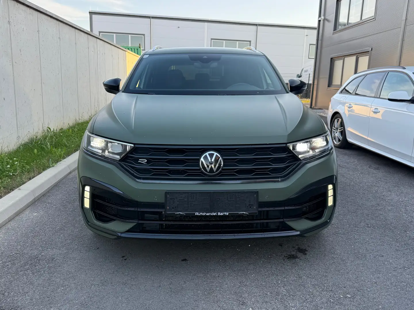 Volkswagen T-Roc R*2.0TSI*DSG*Akrapovic*4Motion* Weiß - 2