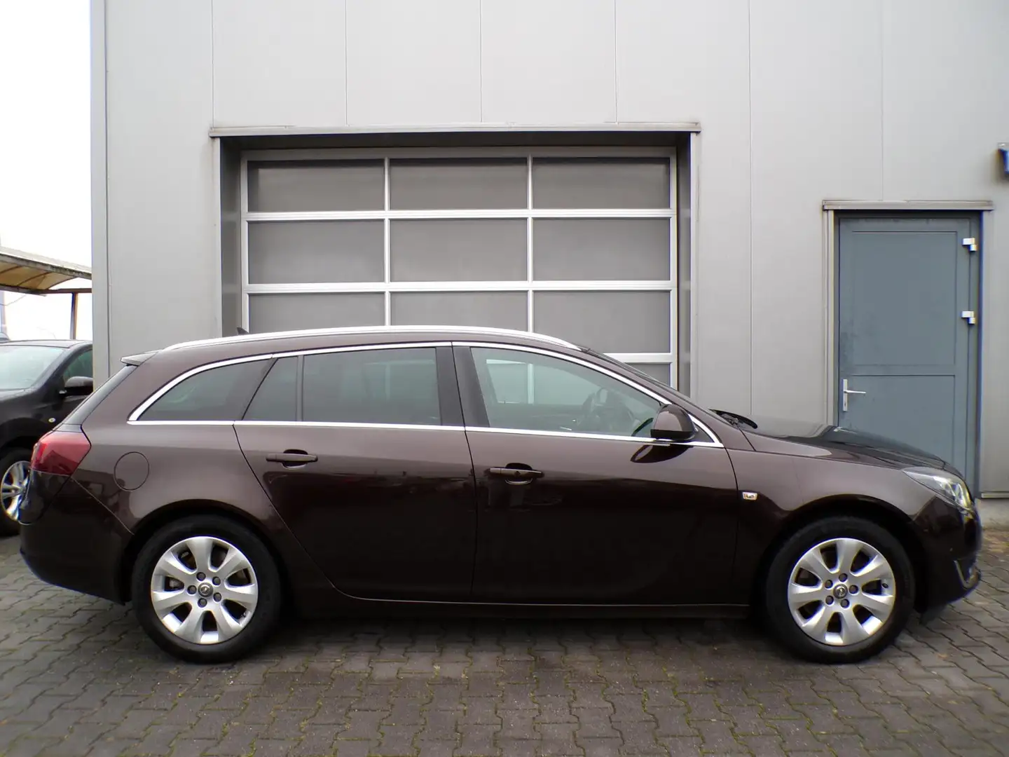 Opel Insignia Sports Tourer 1.6 T Cosmo|Xenon|Nav|Cruise|PDC Brun - 2