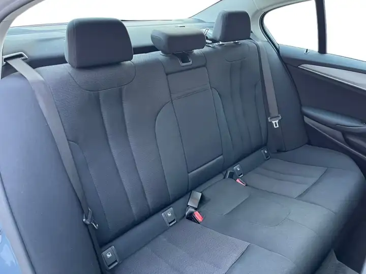 BMW Serie 5 2020, foto 30