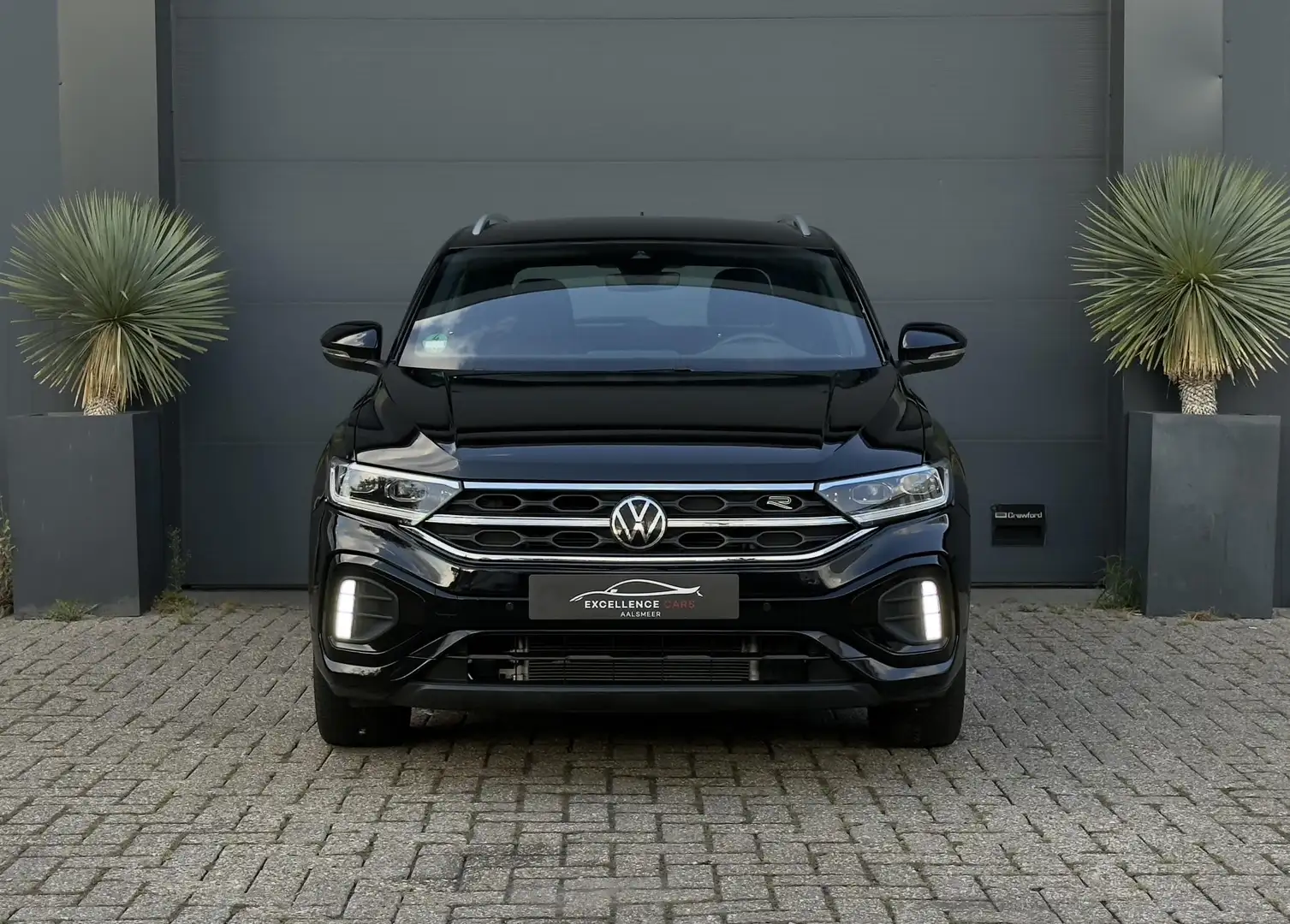 Volkswagen T-Roc 1.5 TSI R Line Facelift/LED/Camera/Carplay/Massage Zwart - 2