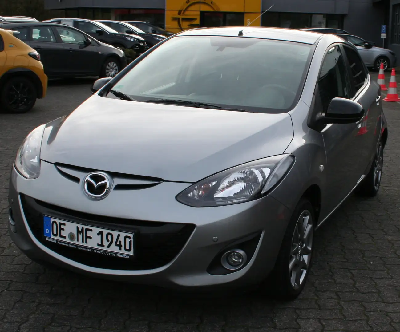 Mazda 2 Kundenauftrag, SHZ, PDC-Vorne+Hinten, Tempomat Grau - 1
