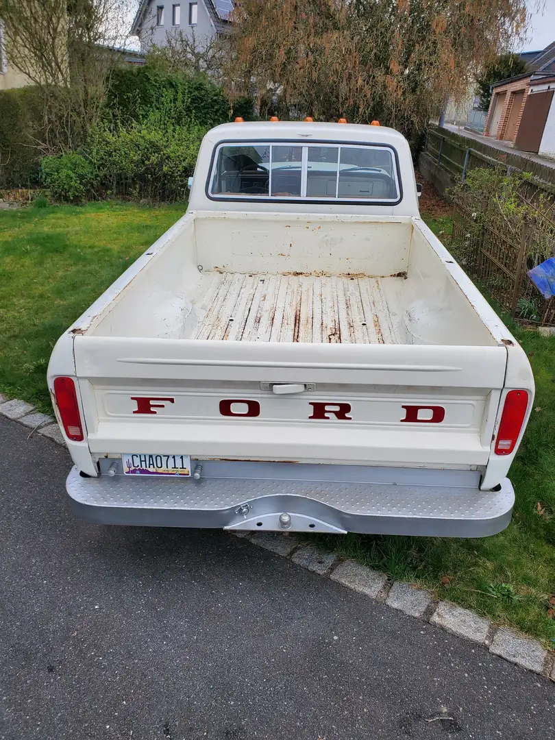 Ford F 100 V8 Automatik Biały - 2