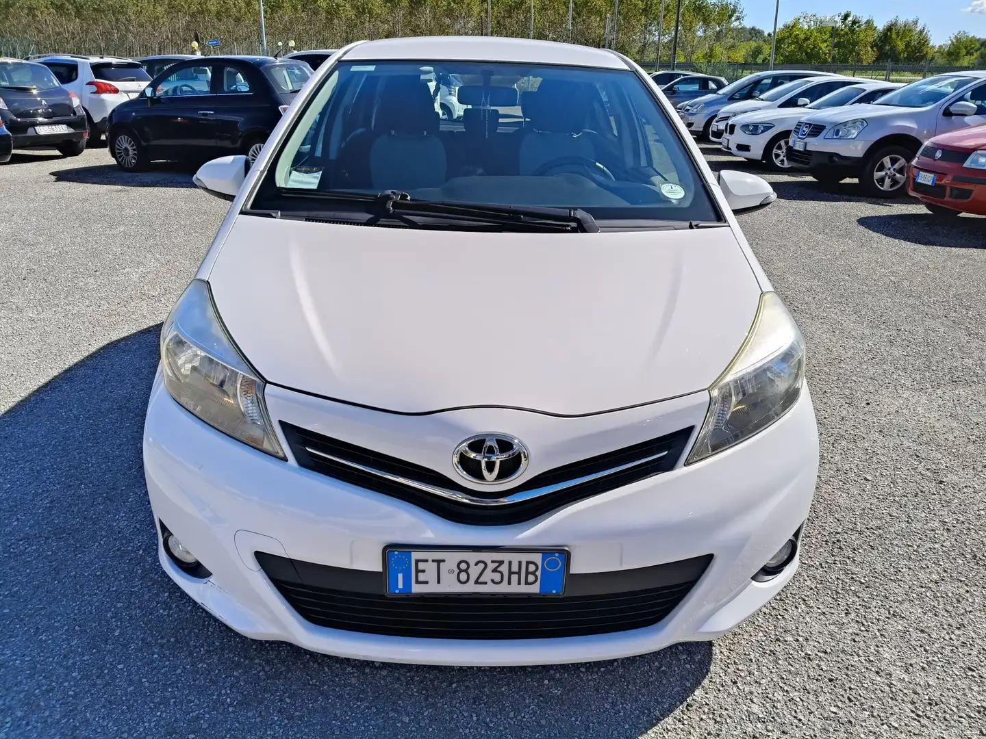 Toyota Yaris Yaris 5p 1.4 d-4d Automatico Km 120.220!!! Weiß - 2