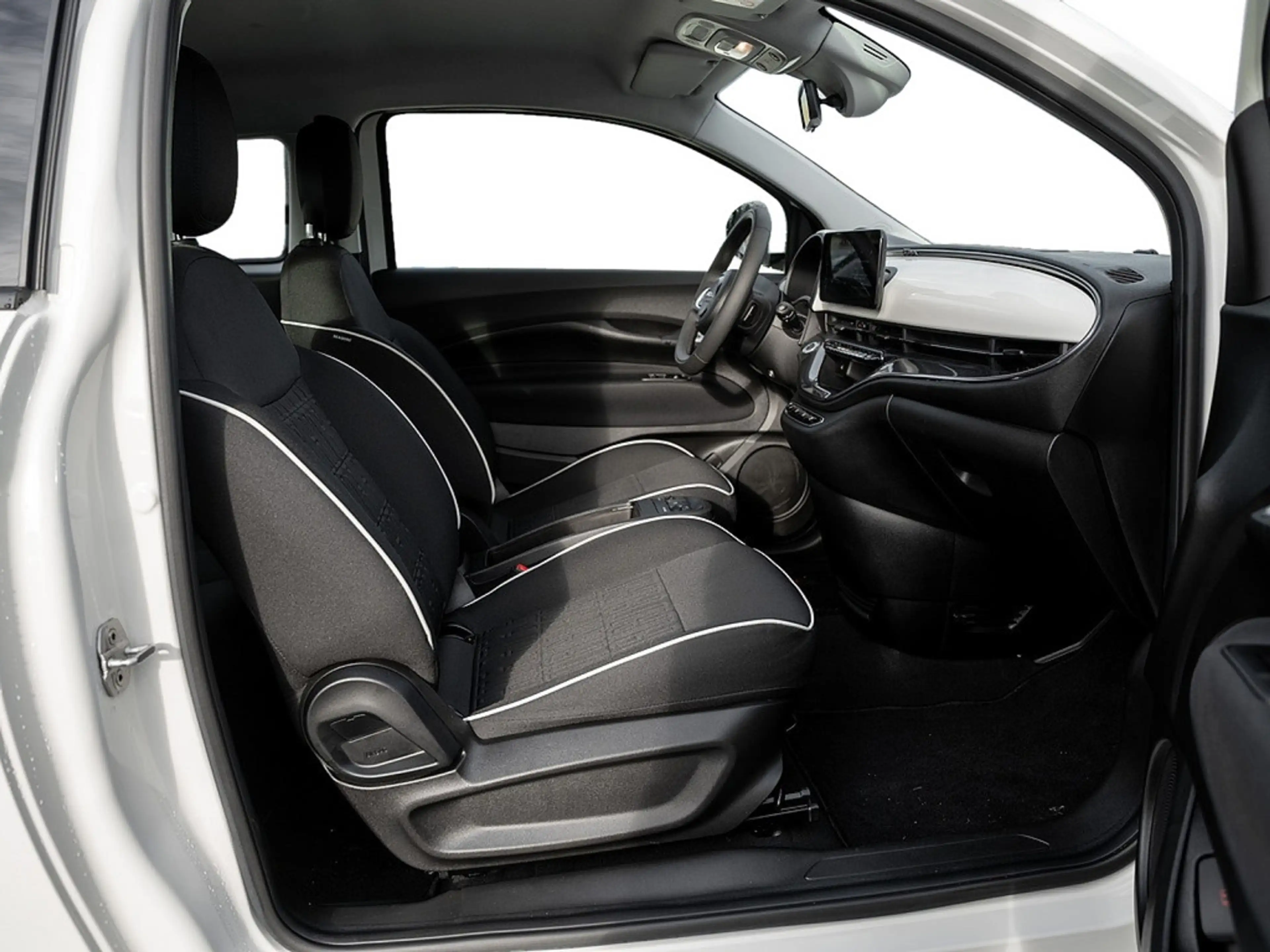 Fiat 500e Base 42kWh - CarPlay, Klimaautomatik, uv — photo 2