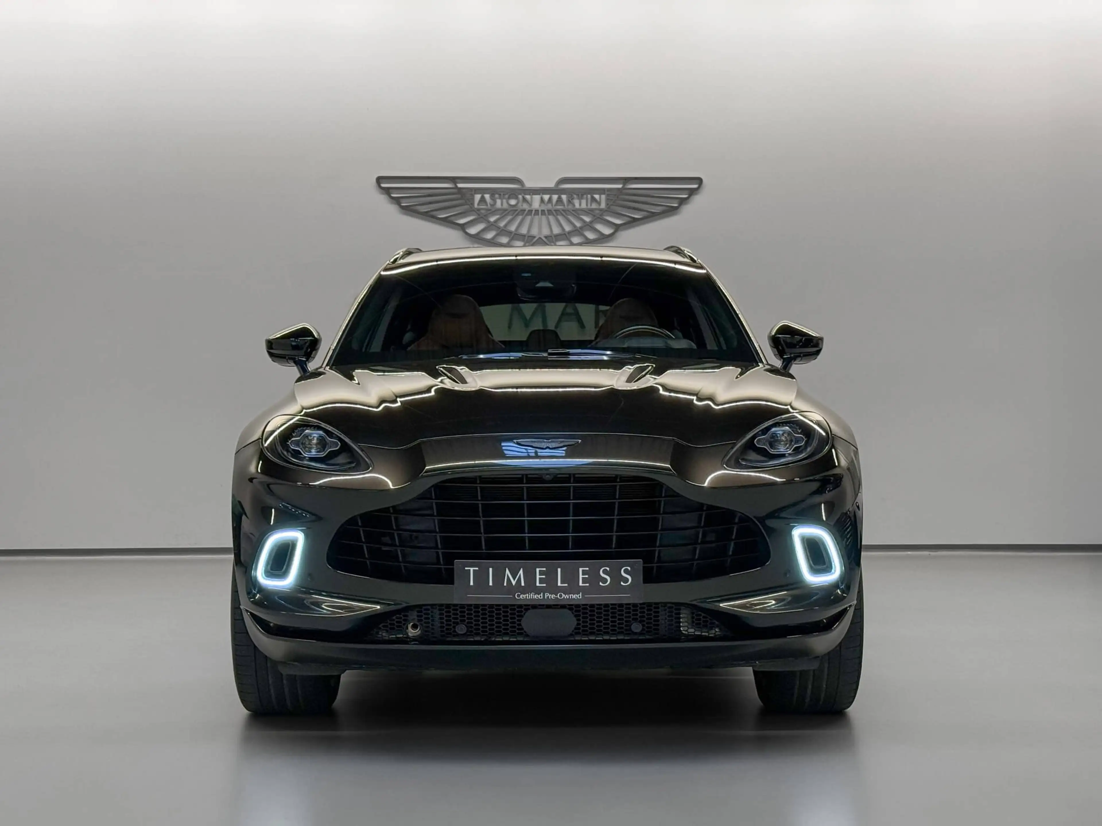 Aston Martin DBX DBX V8 | Aston Martin Brussels — photo 2