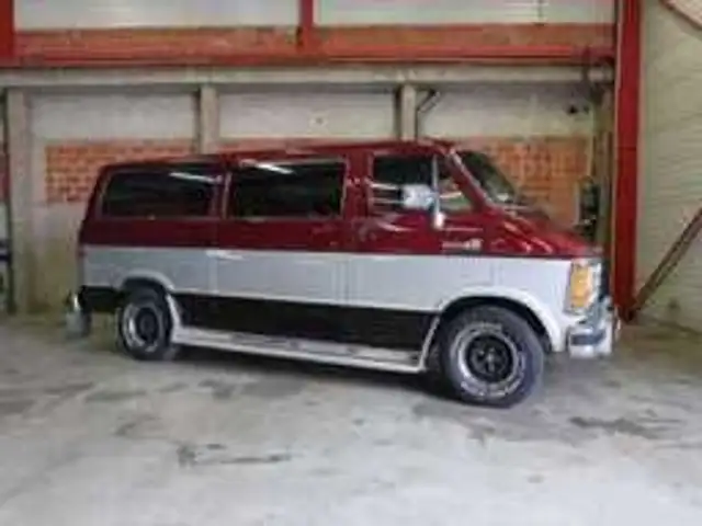 Dodge Van 250