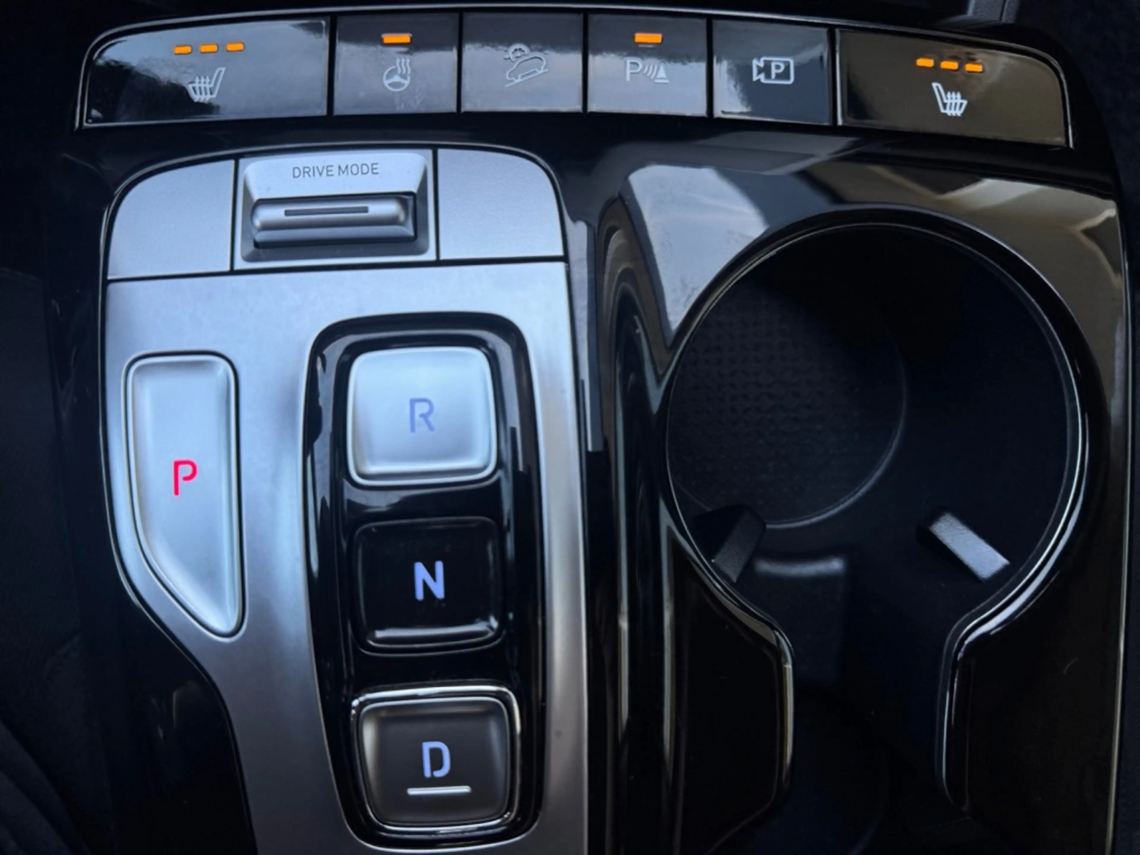 Hyundai TUCSON 1.6 T-GDI HEV Comf — photo 22