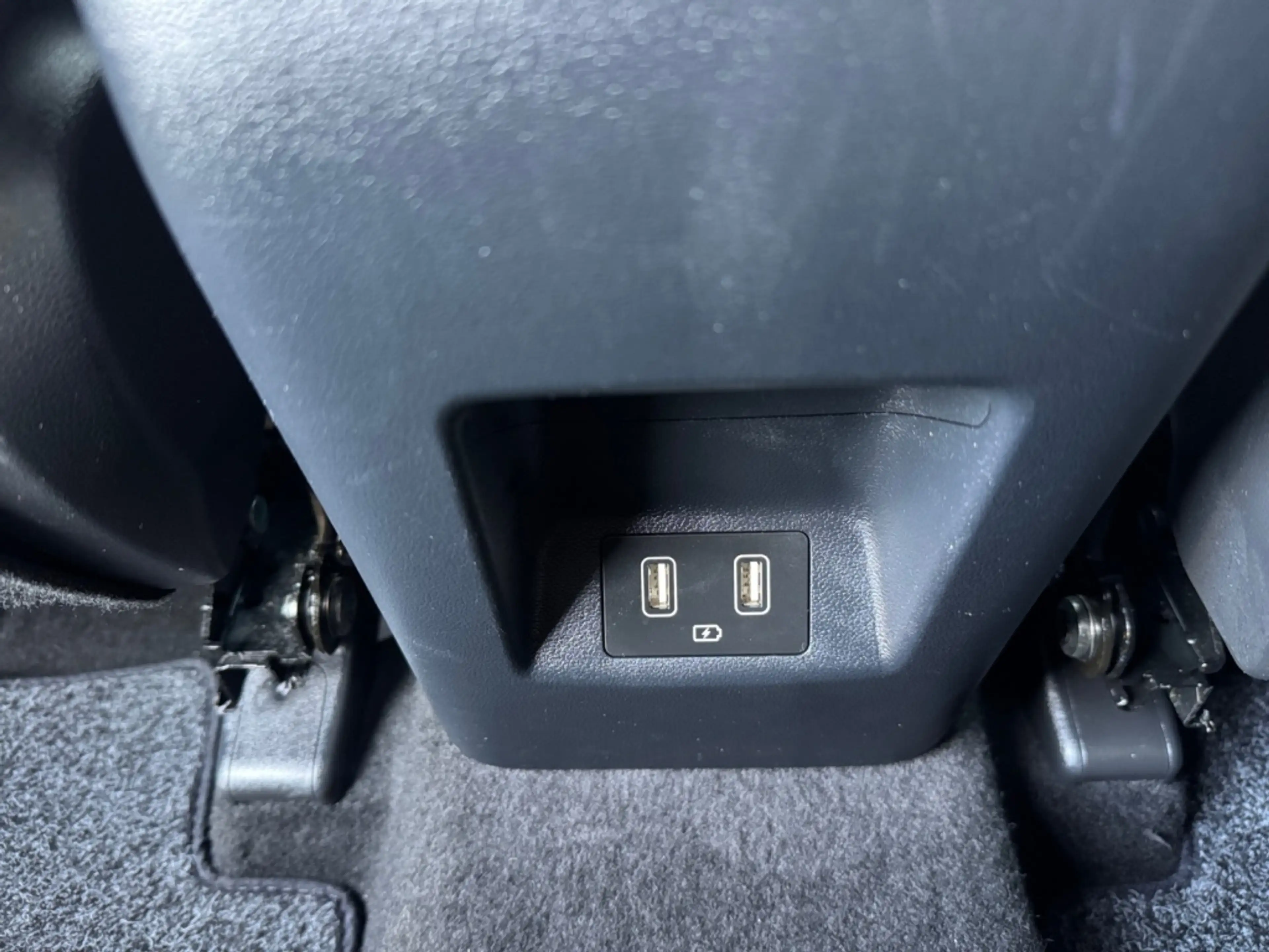 Hyundai TUCSON 1.6 T-GDI HEV Comf — photo 18