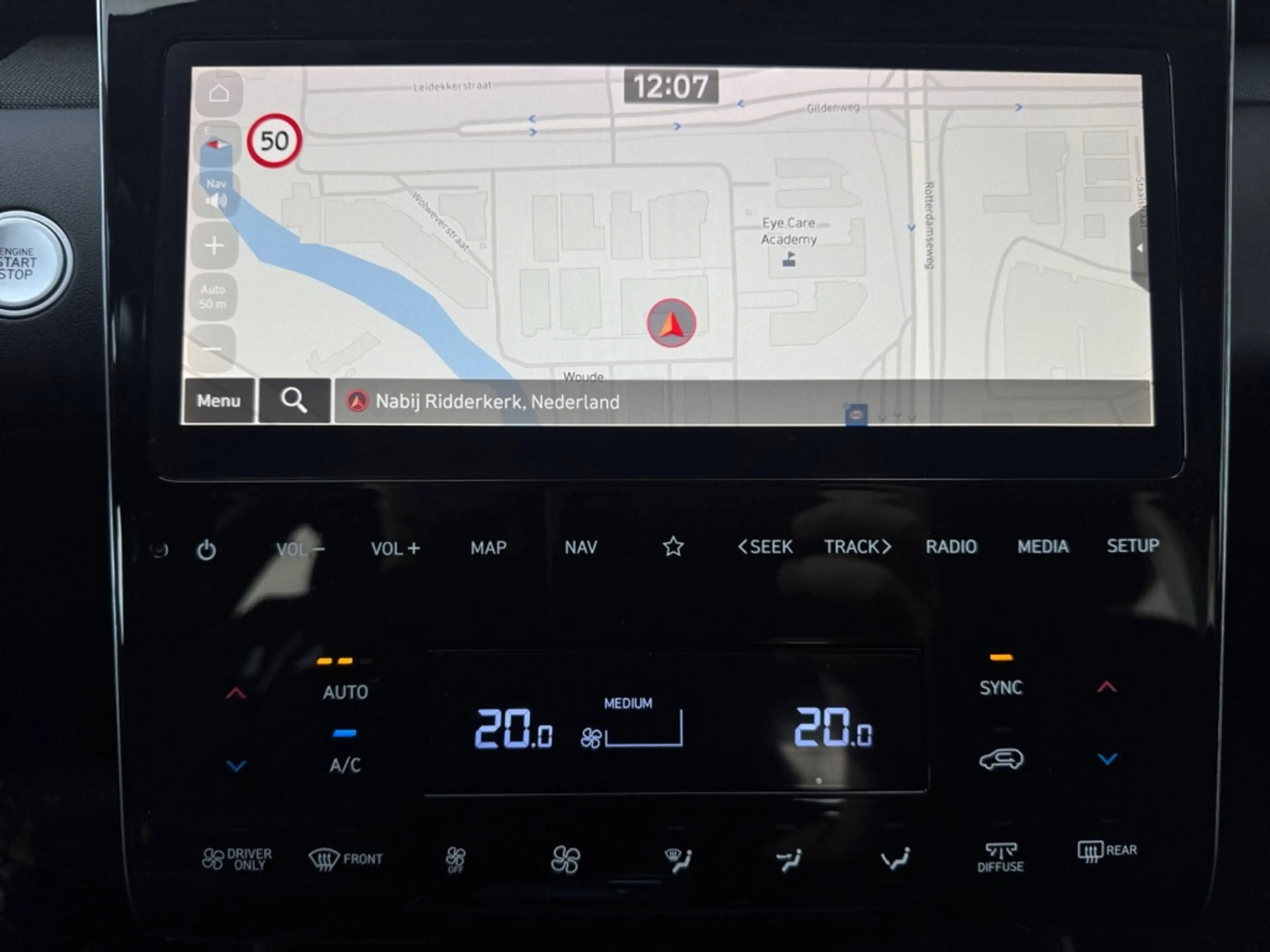 Hyundai TUCSON 1.6 T-GDI HEV Comf — photo 25