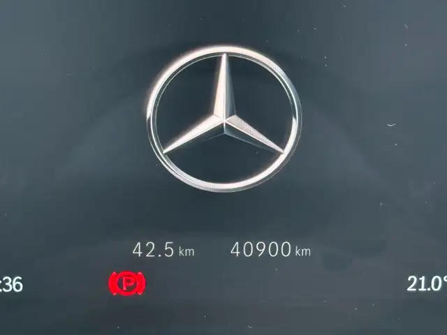 Mercedes-Benz V-Class view 10