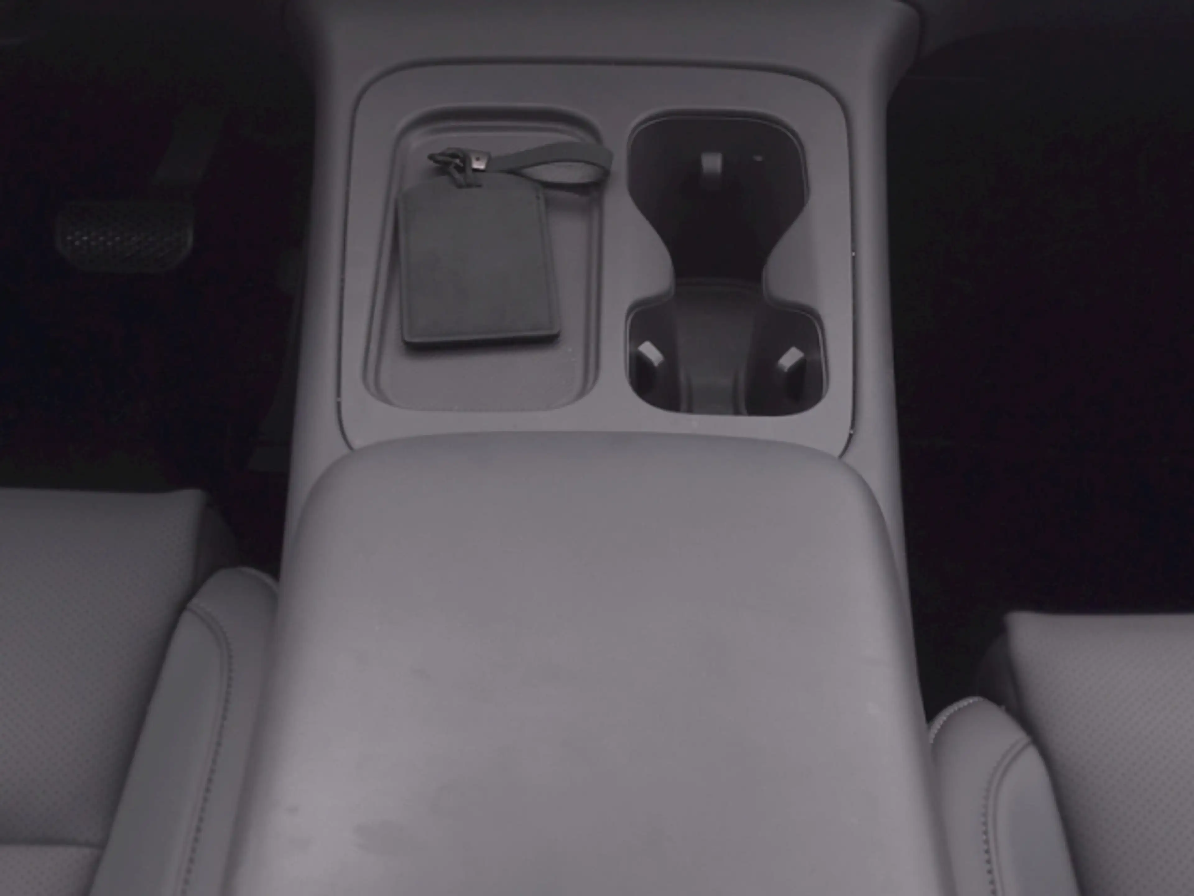 Leapmotor C10 REEV DESIGN 28,4kWh+NAVI+360° KAMERA+LED-SCHEINWER — photo 11