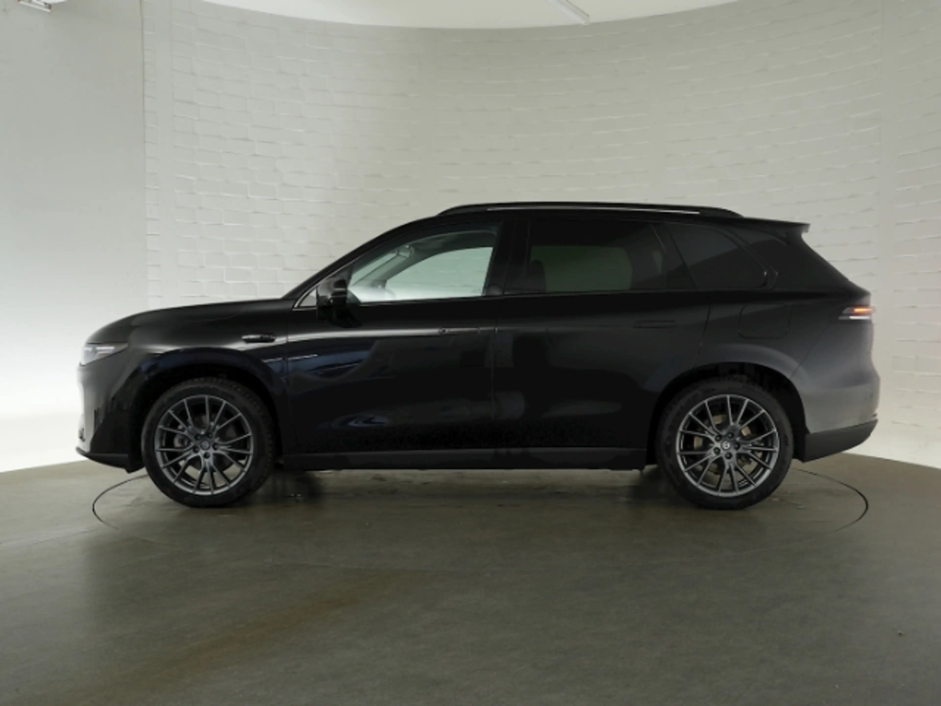 Leapmotor C10 REEV DESIGN 28,4kWh+NAVI+360° KAMERA+LED-SCHEINWER — photo 5