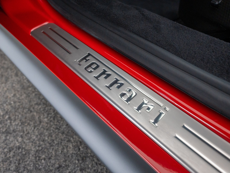 Ferrari SF90 Spider — photo 7