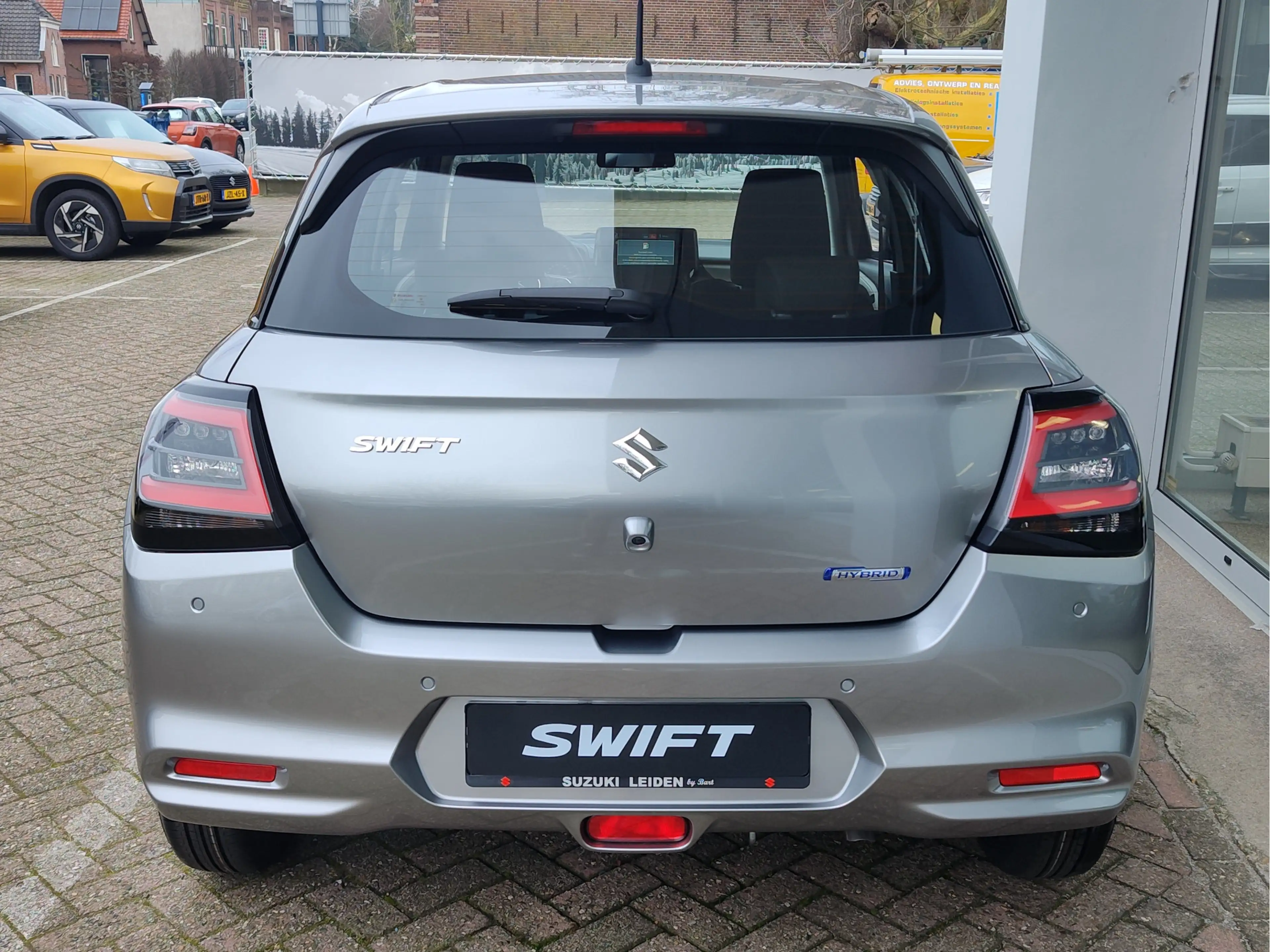 Suzuki Swift 1.2 COMFORT SMART HYBRID | DEMO DEAL! | Garantie t — photo 4