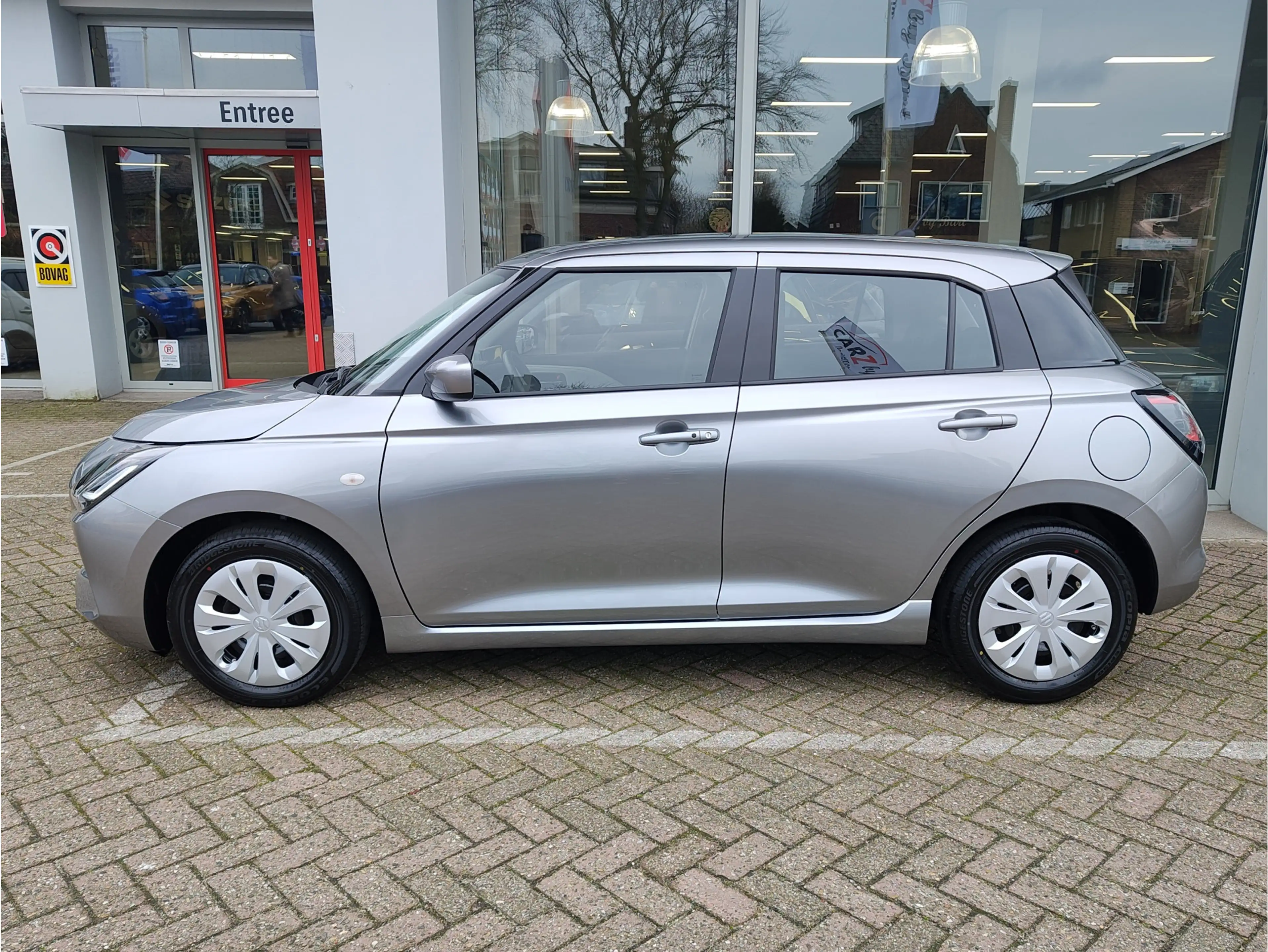Suzuki Swift 1.2 COMFORT SMART HYBRID | DEMO DEAL! | Garantie t — photo 2