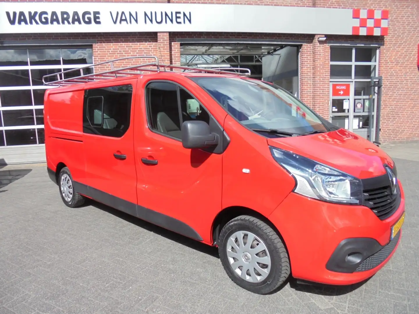 Renault Trafic 1.6dCi L2-H1 DC||Imperiaal||Trekhaak||Rijklaar|| Rood - 1