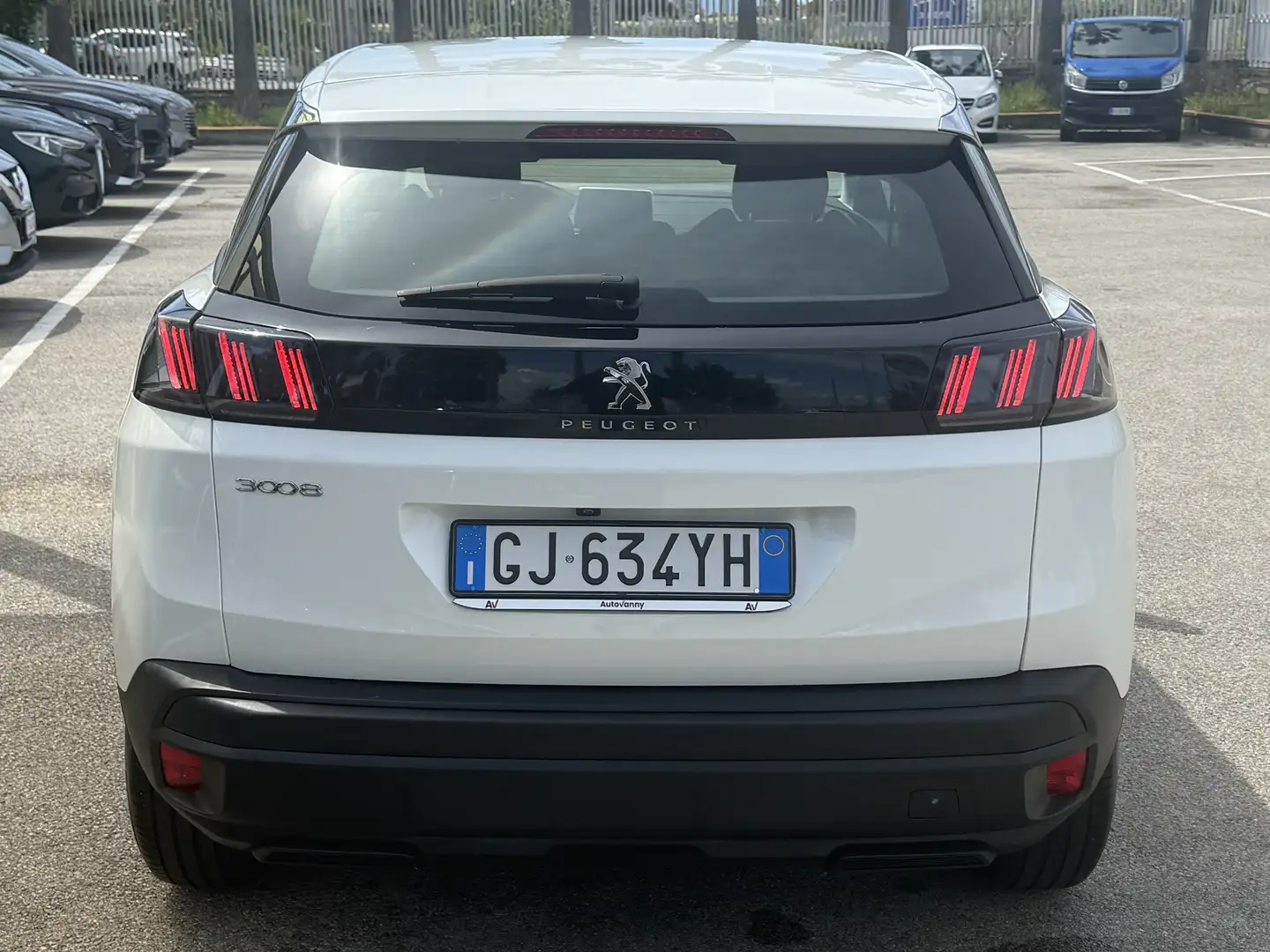 Peugeot 3008 1.5 bluehdi Active Business My22 Bianco - 2