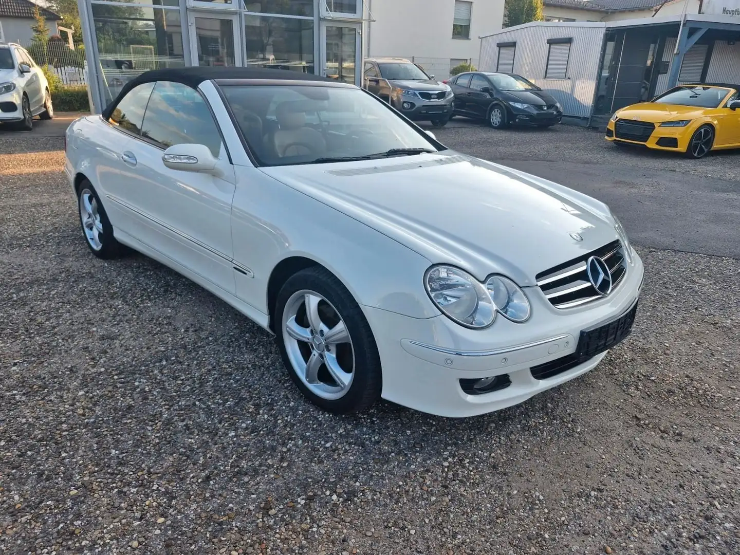 Mercedes-Benz CLK 200 K *AVANTGARDE*LEDER BRAUN*Keyless Go Weiß - 2