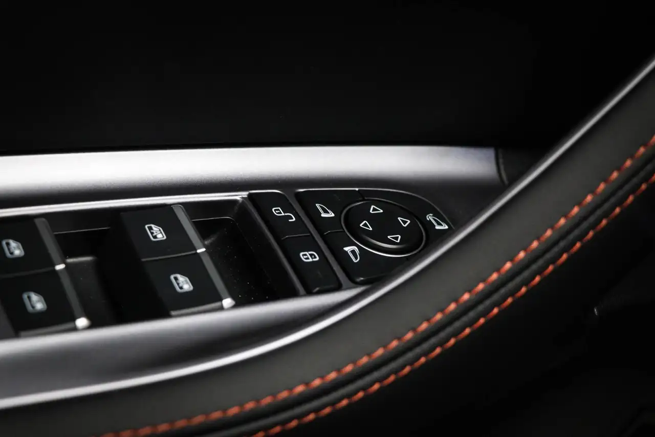 BYD Seal U 2026 — фото 30