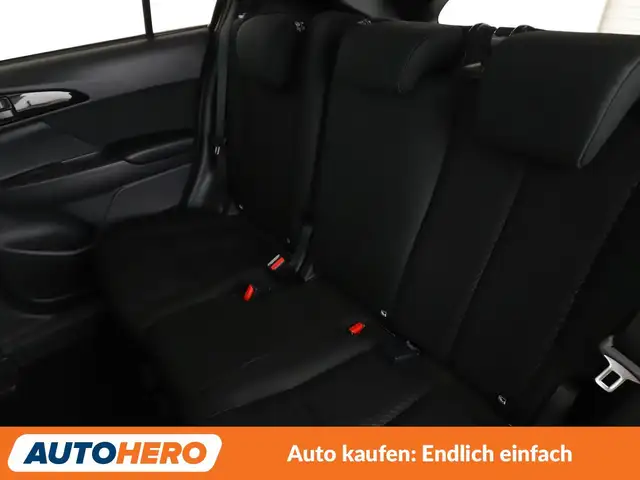 Mitsubishi Eclipse Cross view 14