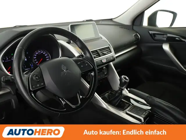 Mitsubishi Eclipse Cross view 11