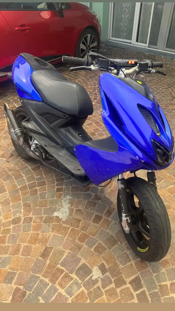 Yamaha Aerox Valentino Rossi - 2