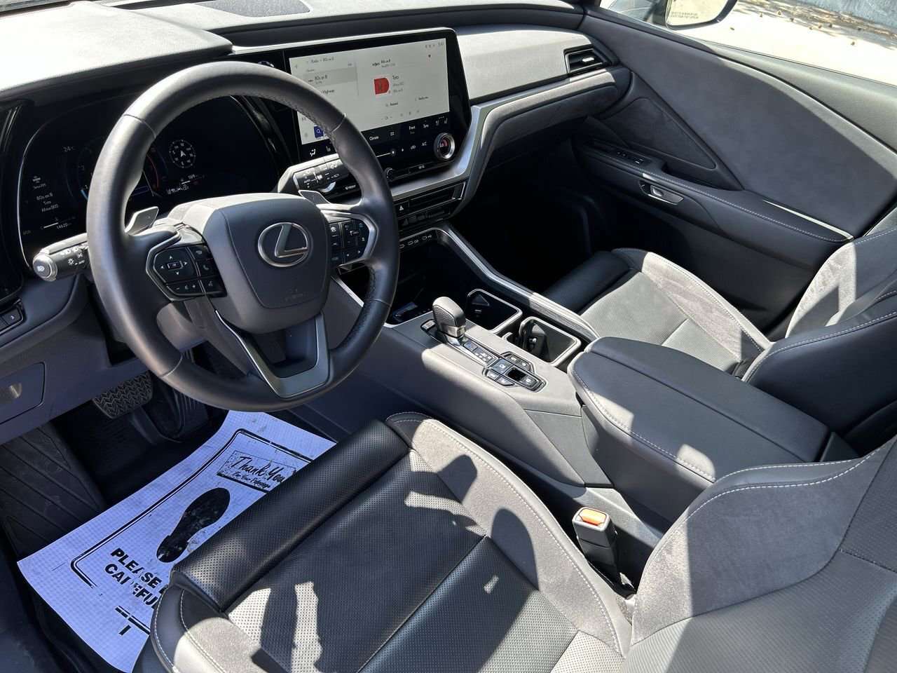 2024 Lexus TX Luxury AWD | Ventilated Seats | Panoramic Roof thumb 14