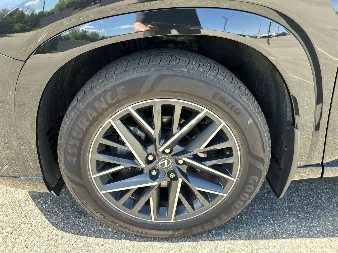 Lexus TX снимка Lexus TX