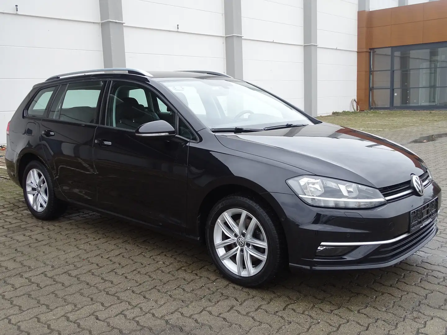 Volkswagen Golf Variant Golf VII 2.0 TDI BlueMotion*DSG*AHK*NAVI*KAMERA Negro - 1