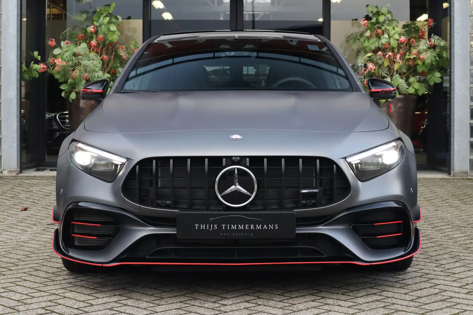 Mercedes-Benz A 45 AMG S 4MATIC+ Street Style Edition | Performance-stoel Grau - 2