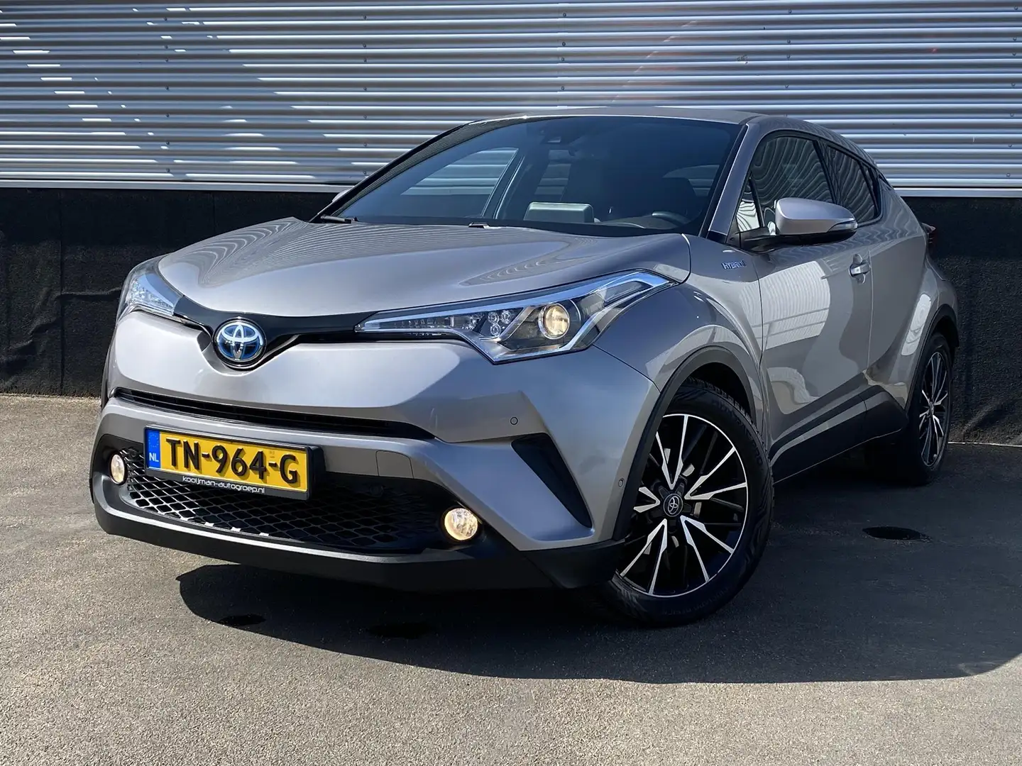 Toyota C-HR 1.8 Hybrid Bi-Tone Plus Trekhaak, dodehoek detecti Gris - 2