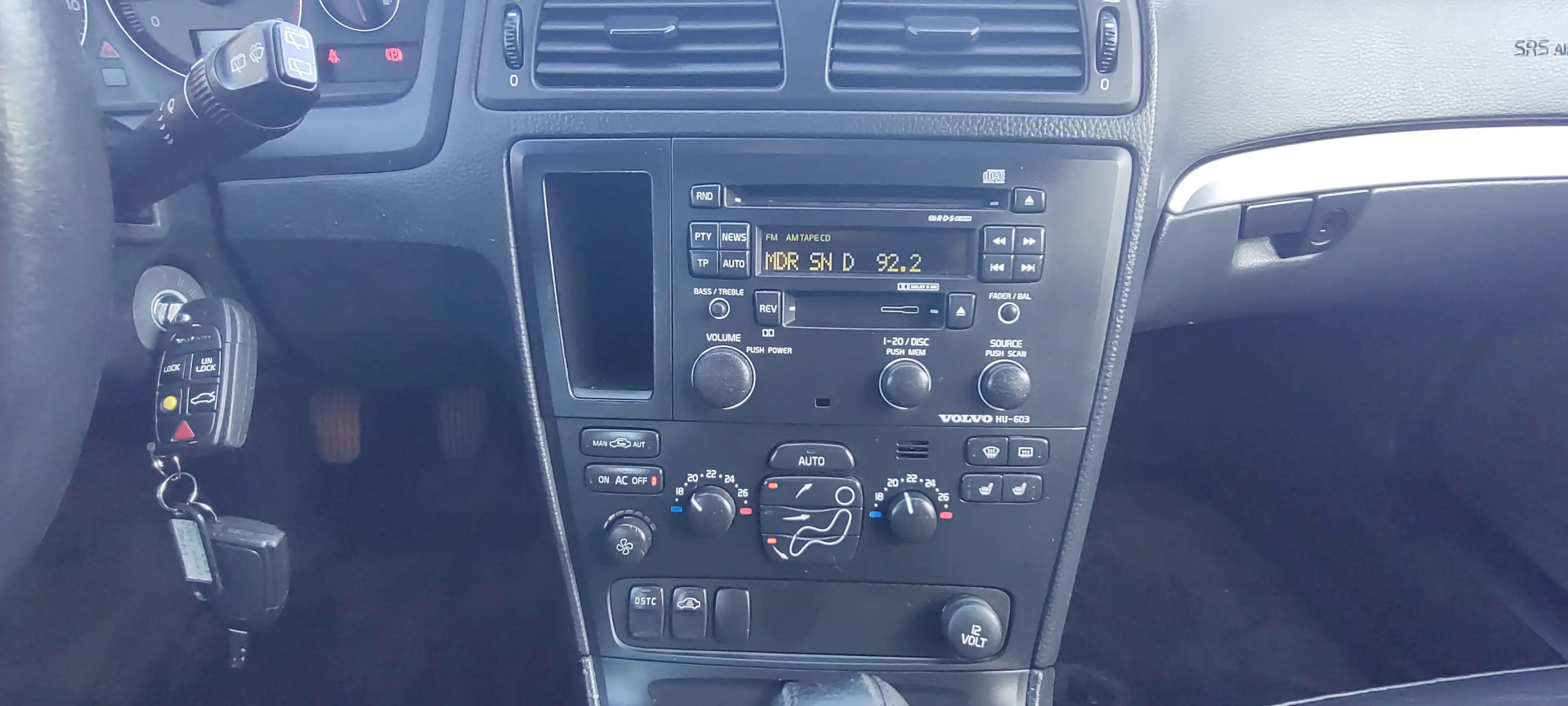 Volvo V70 V70 2.4 Black Edition AHK TÜV 1.Hand — photo 10