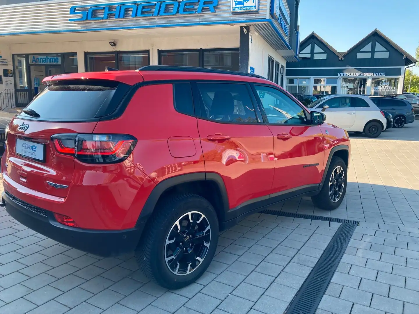 Jeep Compass Trailhawk Plug-In Hybrid 4WD Rot - 2