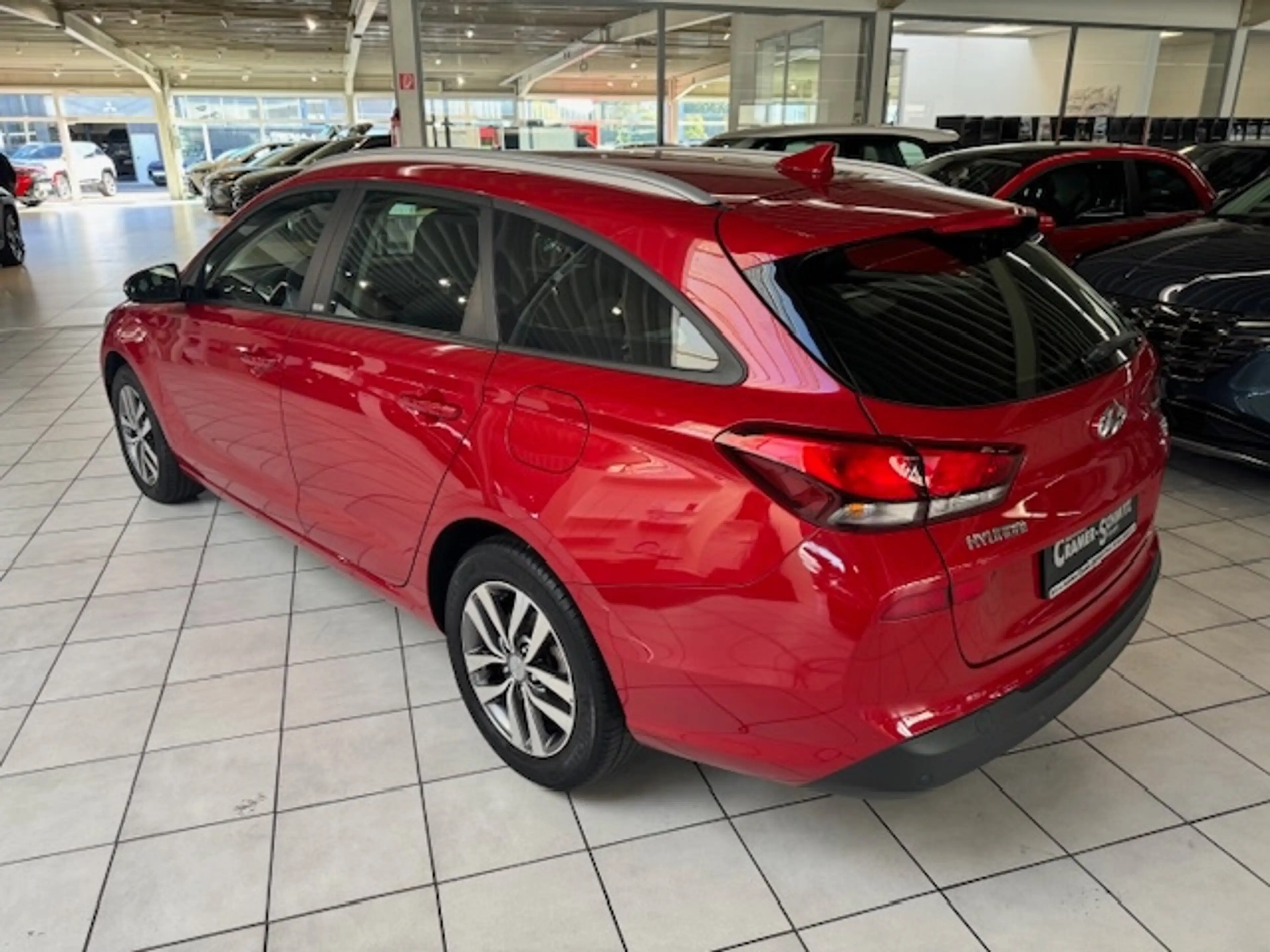 Hyundai i30 cw Trend 1.4 B Klima SHZ LHZ — photo 7