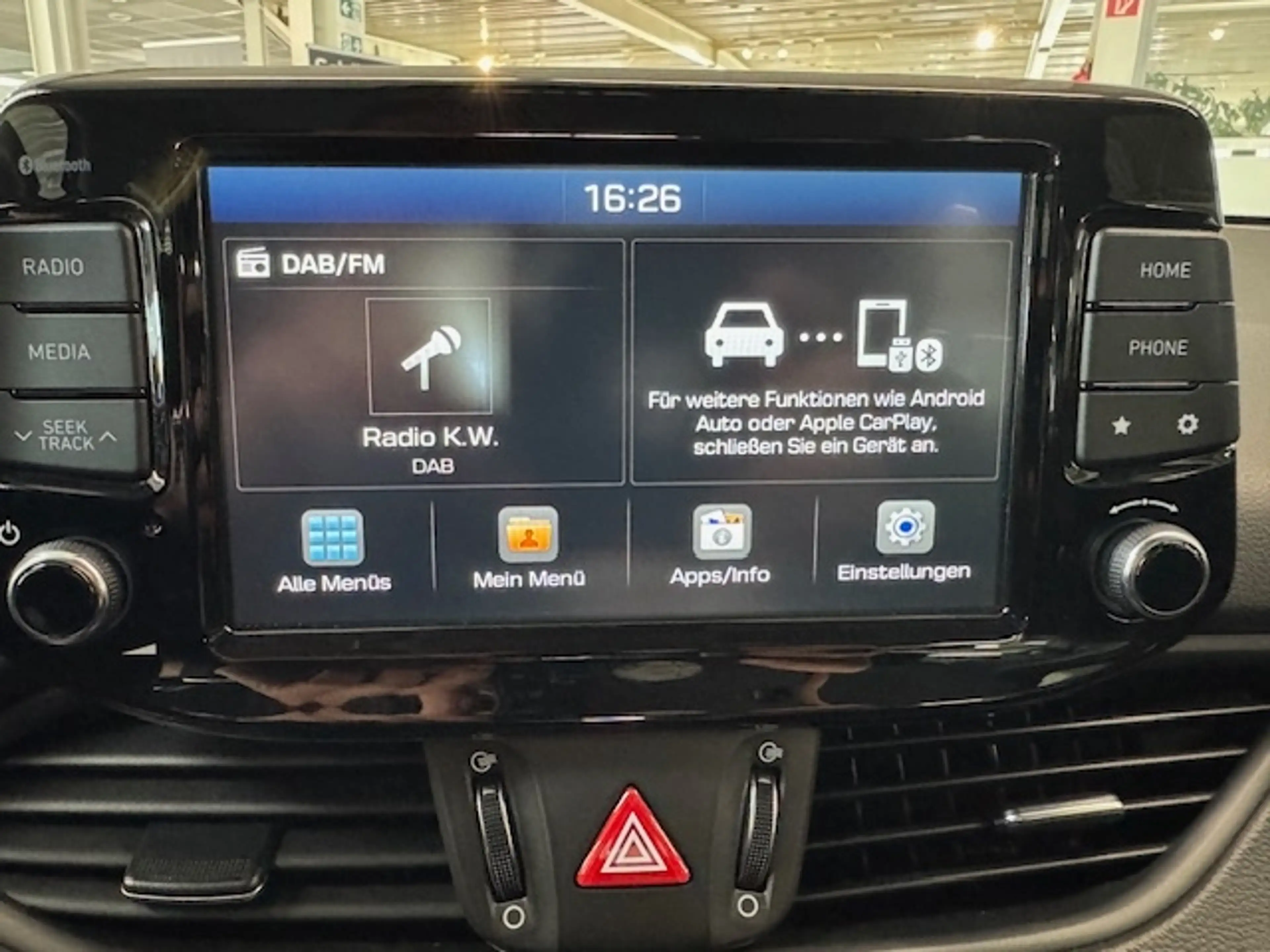 Hyundai i30 cw Trend 1.4 B Klima SHZ LHZ — photo 15