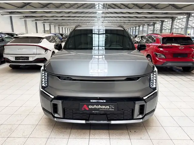 Kia EV9 view 2