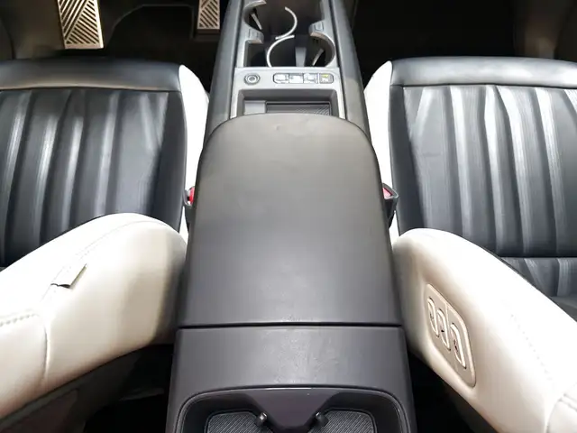 Kia EV9 view 14