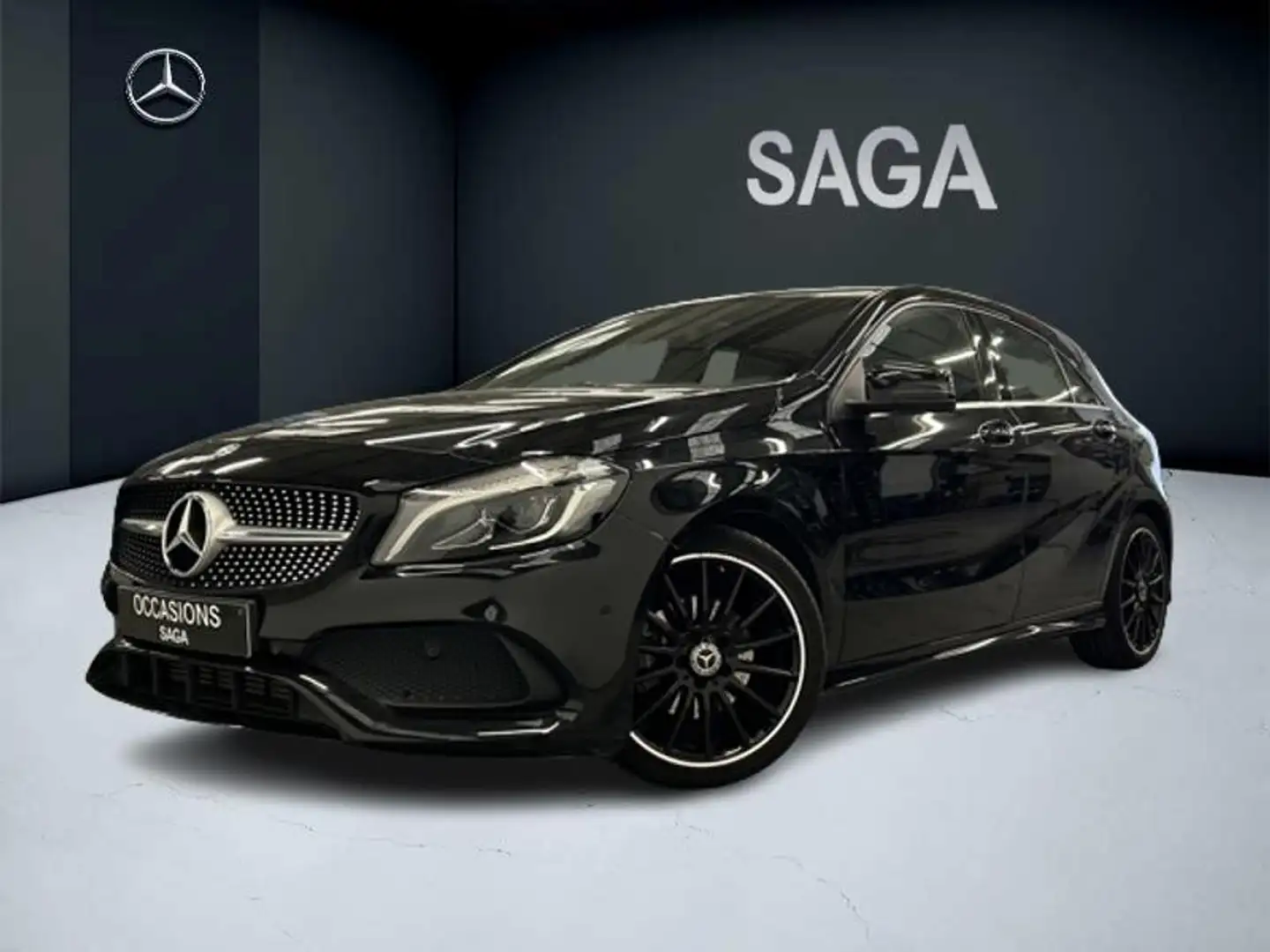 Mercedes-Benz A 160 AMG Line Pack Night Schwarz - 1