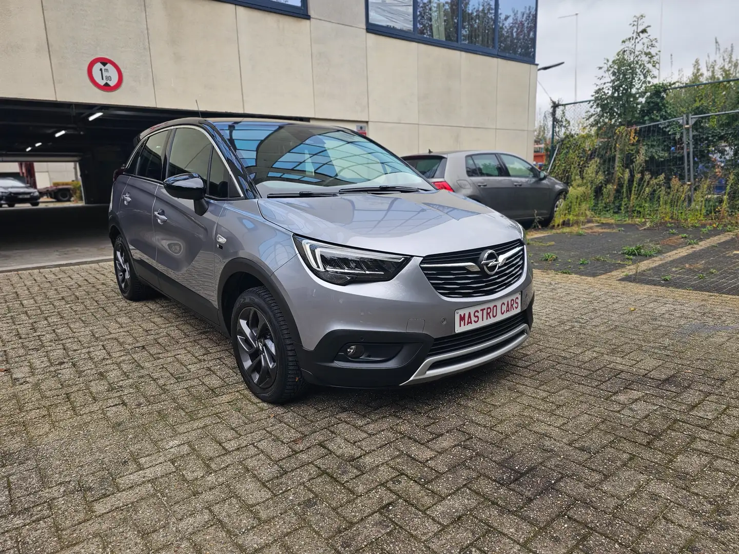 Opel Crossland X Crossland X 1.2 Turbo ECOTEC 2020 Edit. S/S Grau - 1